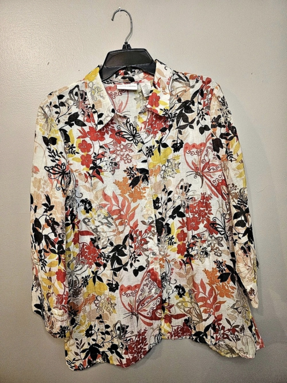 Alfred Dunner Botanical Butterfly Button Front Top Beige & Red XL